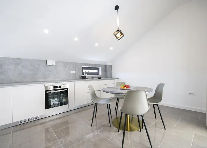 Marilla * Задар